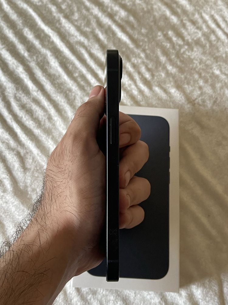 Продам IPhone 13 128gb Neverlock