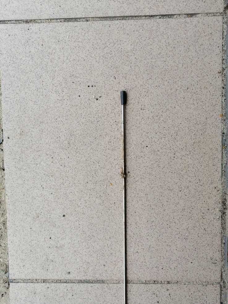 Antena CB. Długość 101,5 cm.