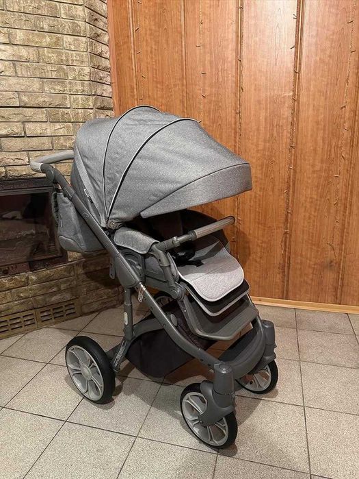 Коляска дитяча Roan Bass