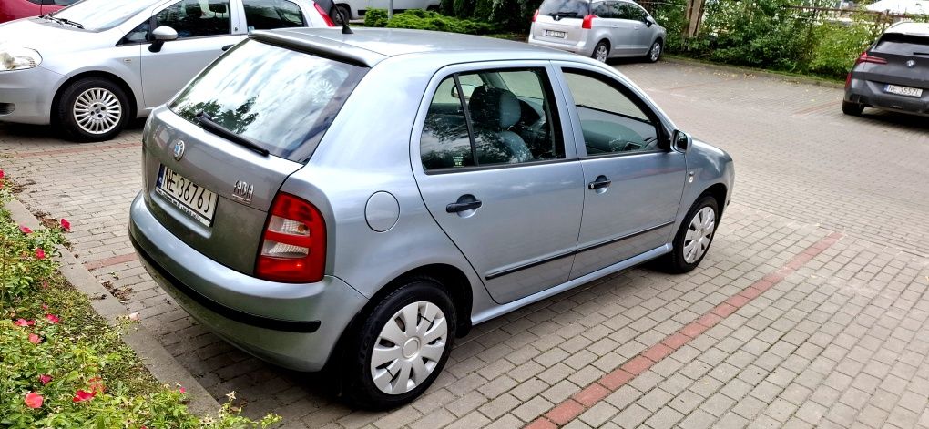 Skoda Fabia 1.4 MPI v8 Polski salon