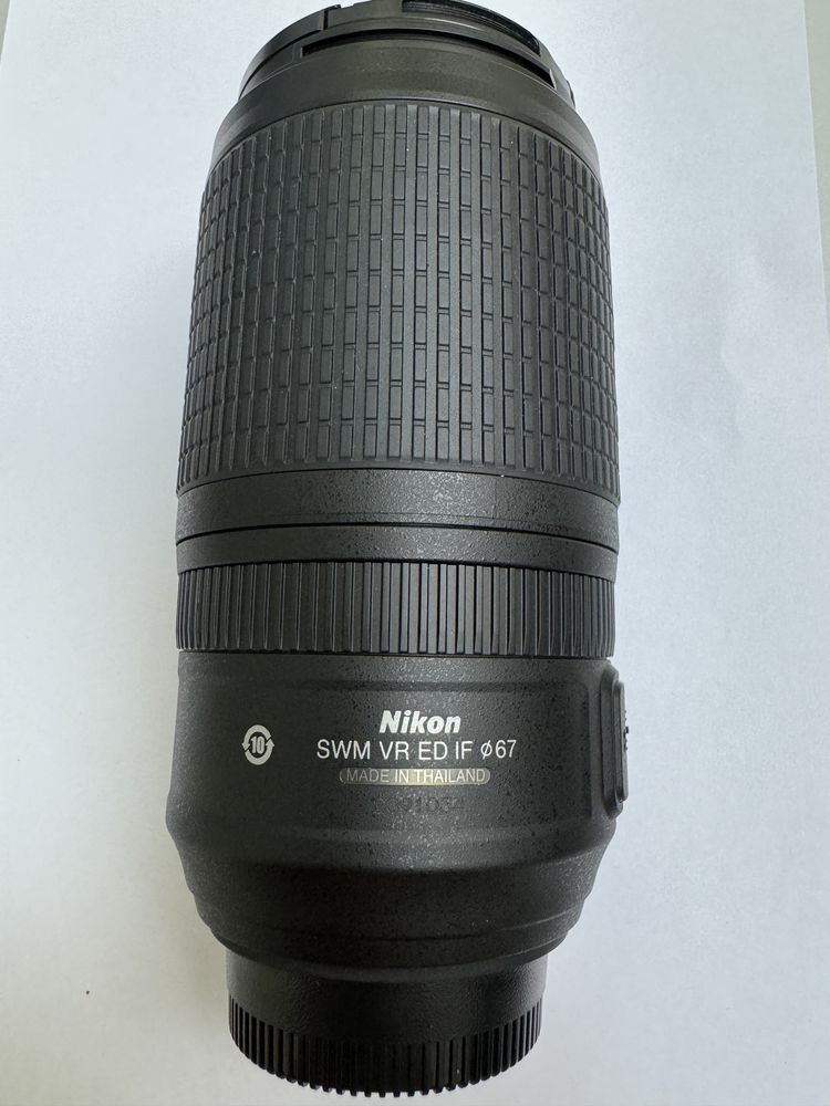 Об'єктив Nikon 70-300mm f/4.5-5.6G VR AF-S IF-ED Zoom-Nikkor