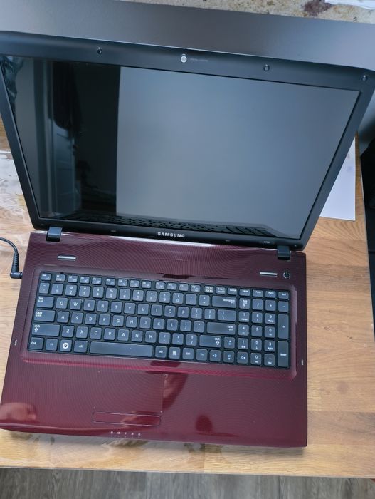 Laptop Samsung R780 17" SSD gotowy do pracy