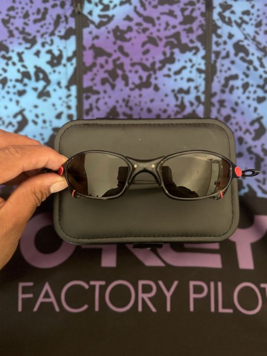 Oakley juliet ducati