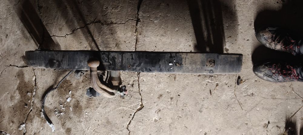 Jak holowniczy Mercedes w203 kombi Westfalia