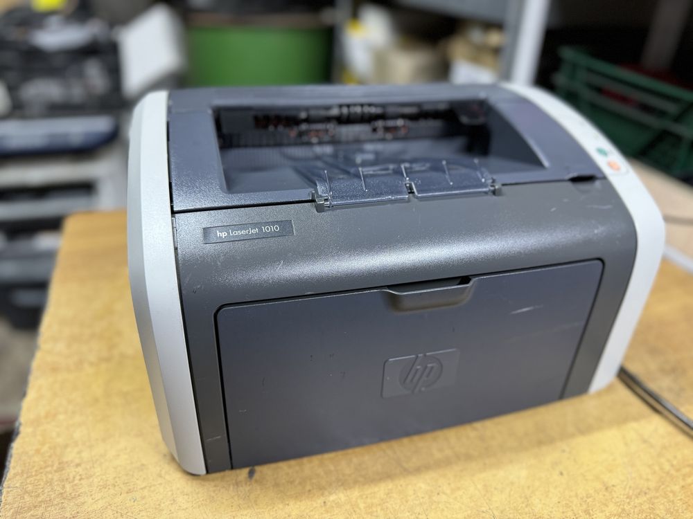 Принтер лазерний Hp 1010
