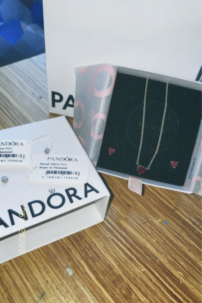 Украшения PANDORA