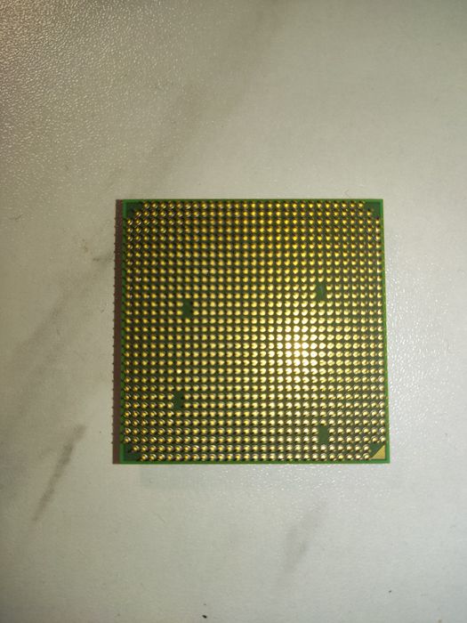 AMD ATHLON 64 X2 4400+ 2.3GHz ADO4400IAA5DO s.AM2