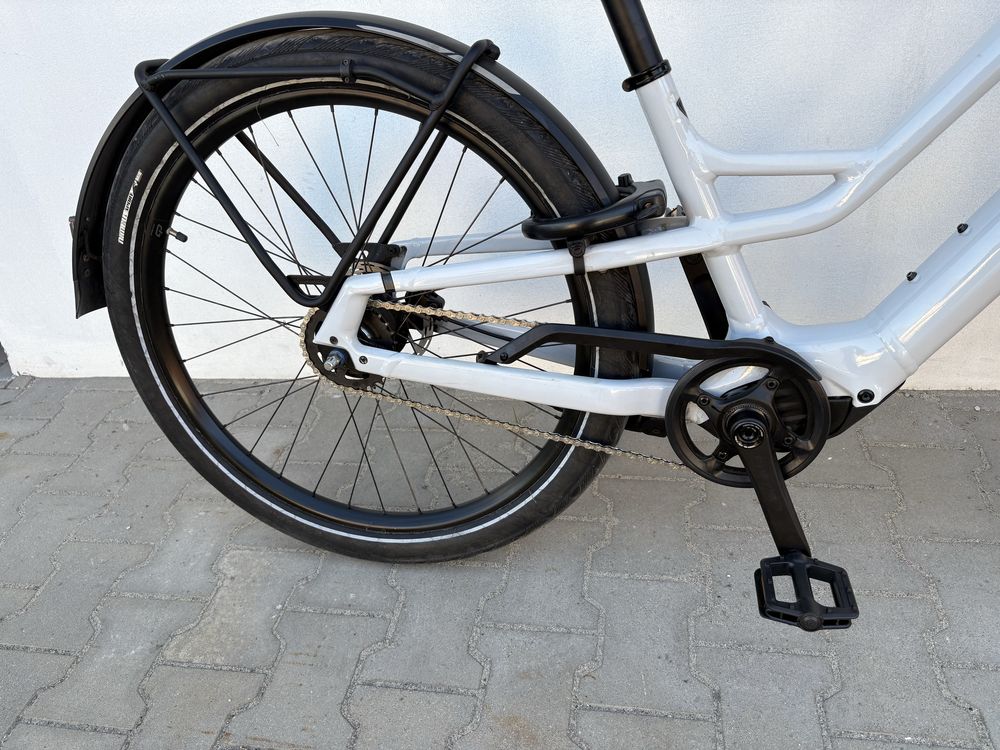 Rower Elektryczny Specialized Turbo Como SL 4.0 dokumenty ładowarka