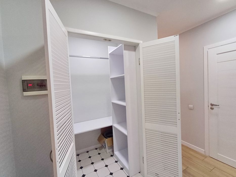 Е-Оселя, Квартира, Українця В. (Новокузнецька), 57, новобудова