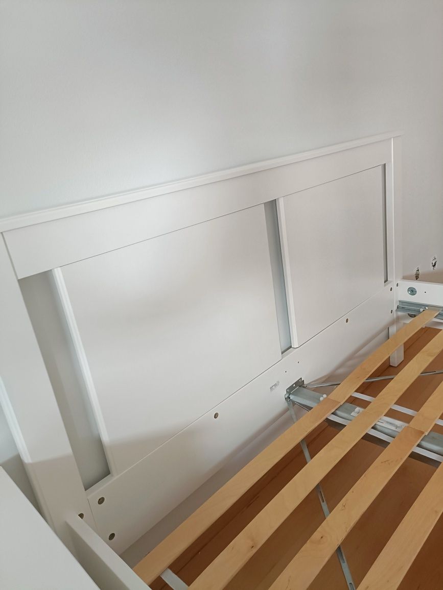 Estrutura de cama SONGESAND IKEA + estrado Luröy