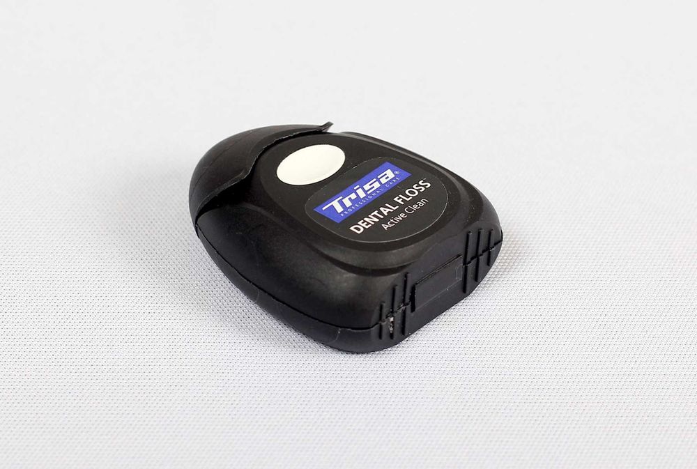 Зубна нитка Trisa Fresh UP м'ятна 50 м Floss зубная нить