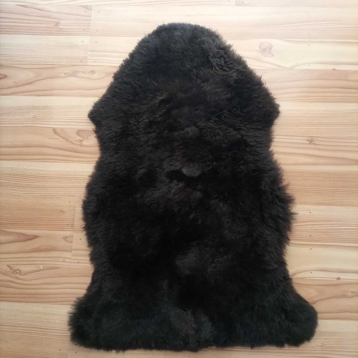 Dywanik ze skóry jagnięcej