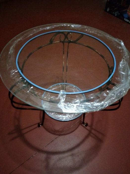 стіл журнальний, кований