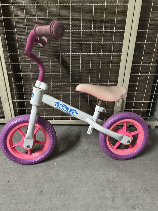 Bicicleta de Equilíbrio Infantil + Capacete (2 a 4 anos)