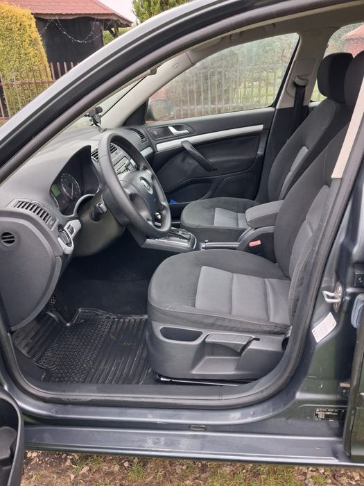 Skoda octavia 1.6 benzyna-> 2008 -> zadbany-> automat