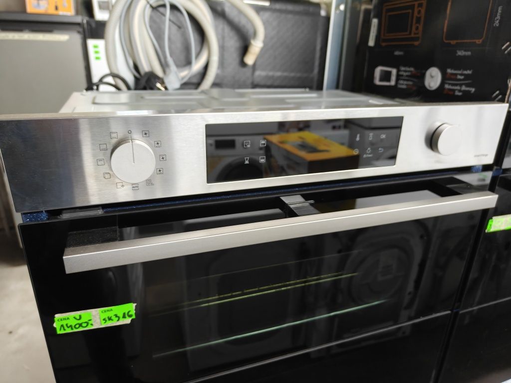 Piekarnik Samsung  do zabudowy dual cook flex super stan nowy model