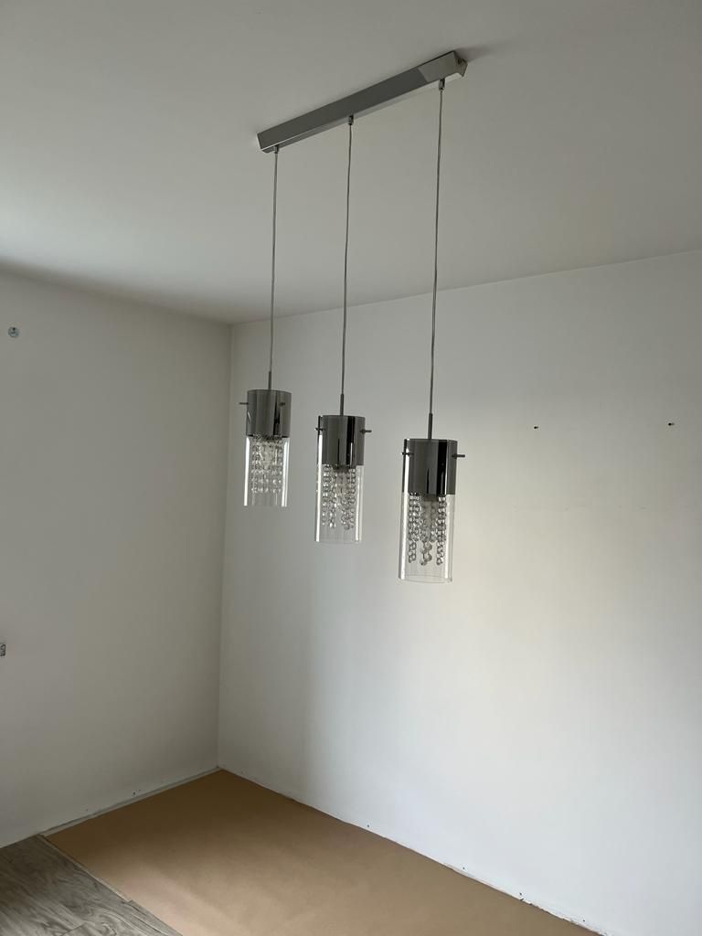 Lampa wisząca z kryształkami