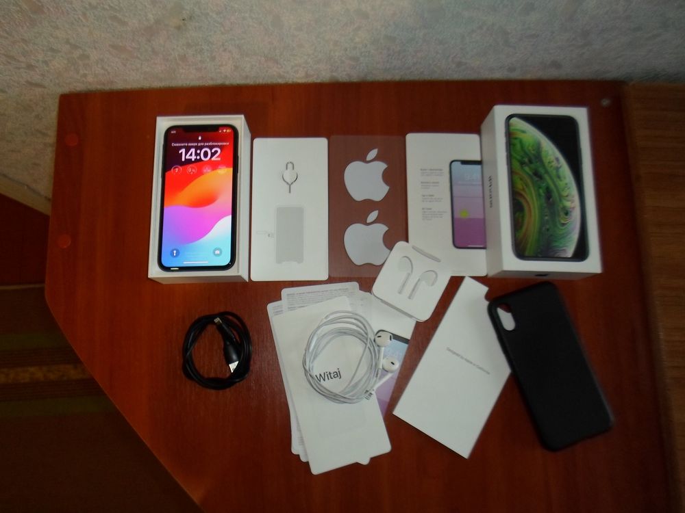 iPhone XS 64gb Space Gray Neverlook с коробкою і 2-ма чохломи