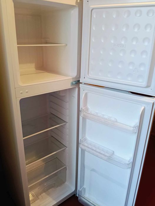 Холодильник  двокамерний ELDER