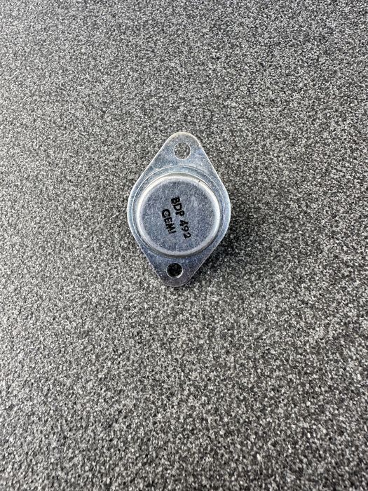 Tranzystory BDP 492 z PRL’u