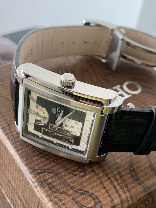 Чоловічий годинник Orient HAD004B0