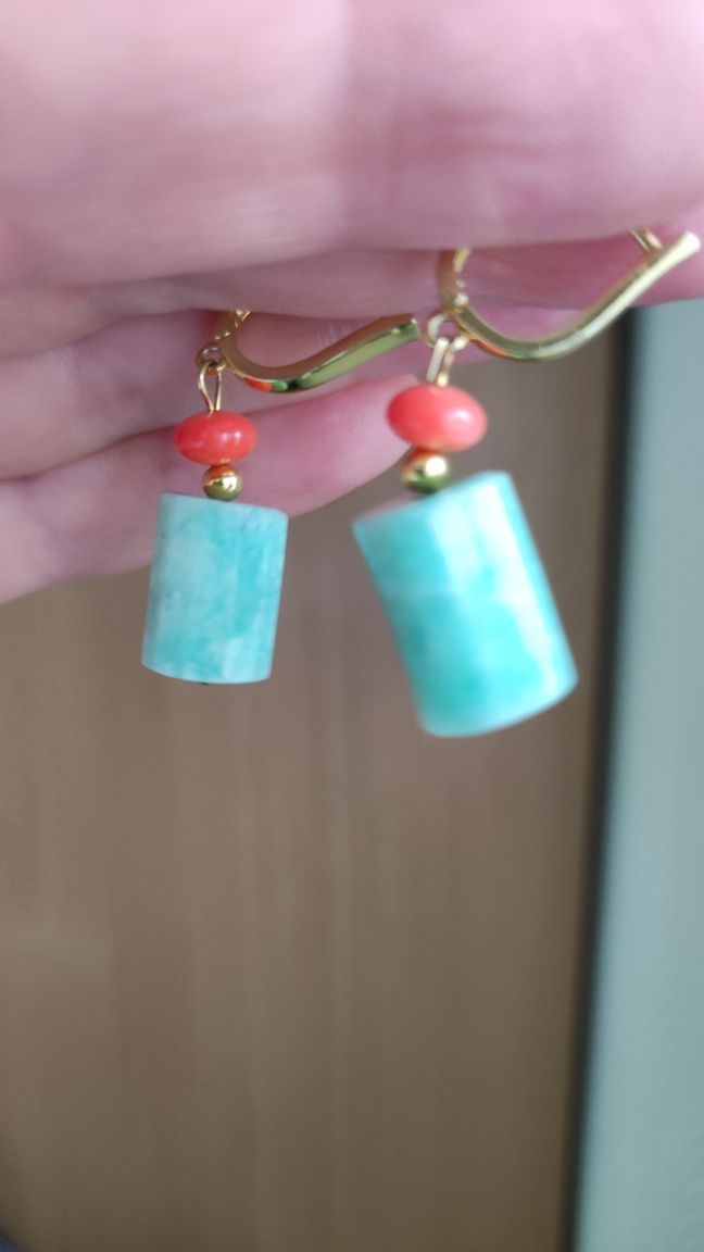 Серьги с кораллом и амазонитом