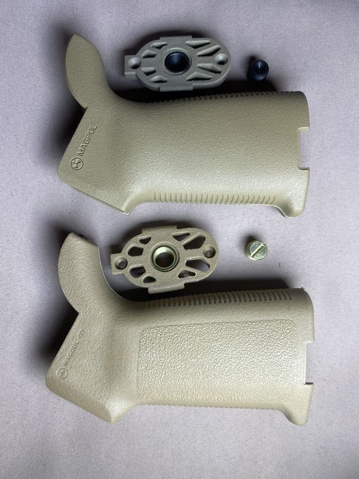 Тактичні рукоятки трьох варіацій