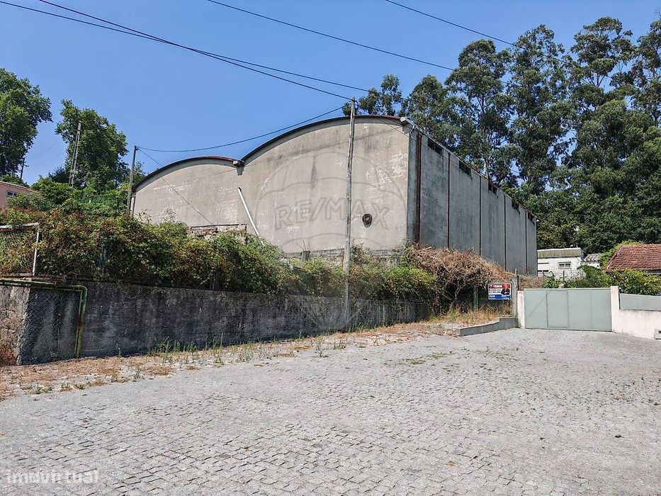 Armazém T3 para venda