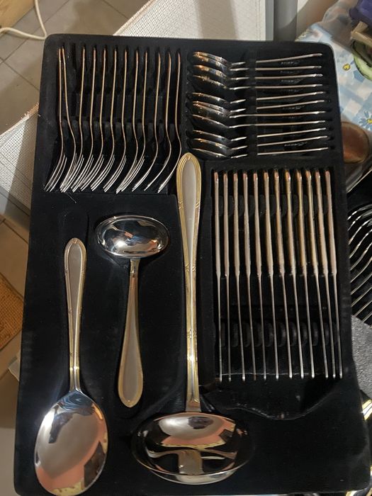 Conjunto de talheres para casa