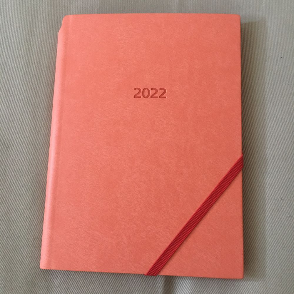 Kalendarz 2022 z gumką roczny nowy nieużywany planner