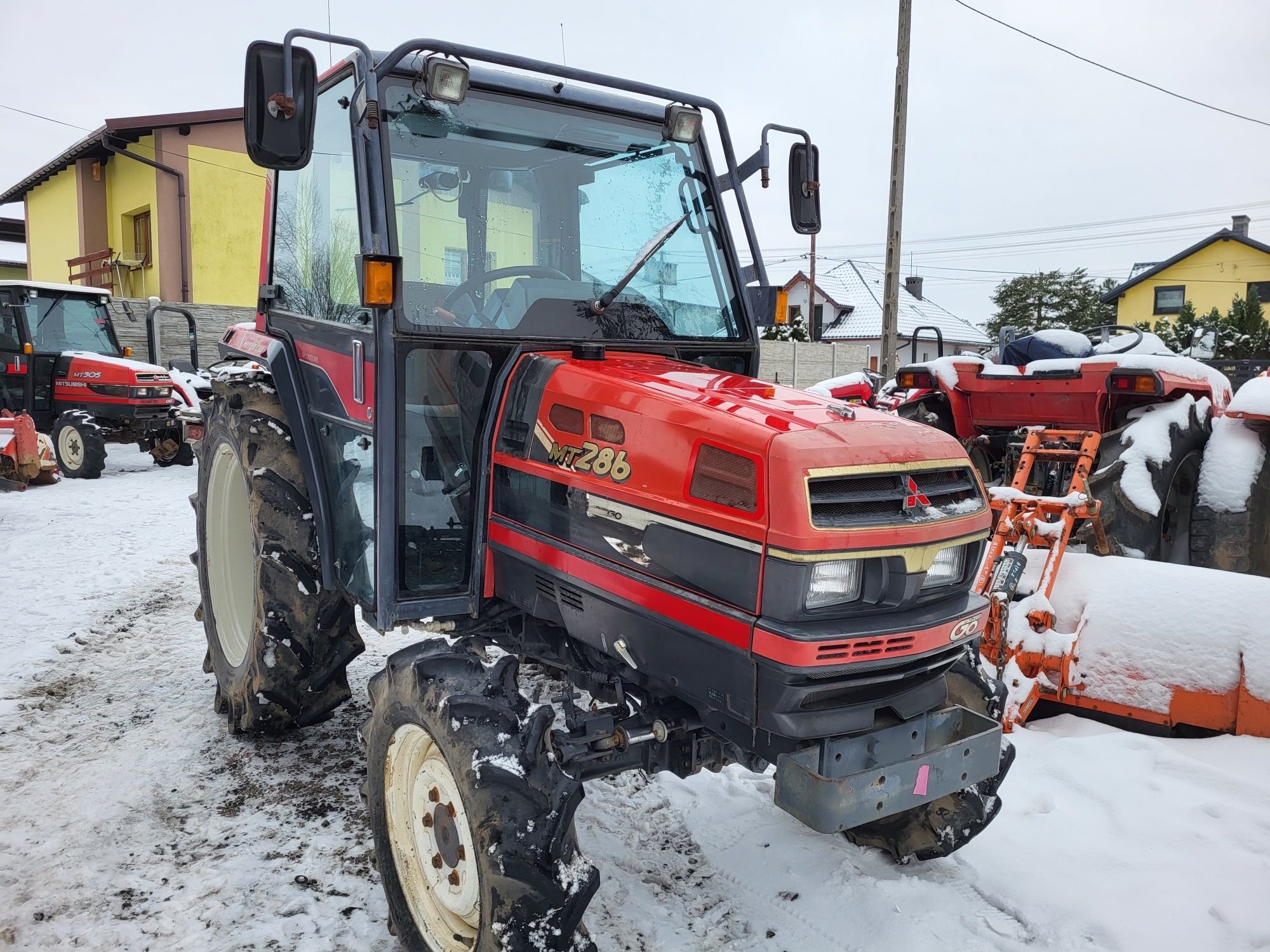 Mitsubishi mt 286 4x4 29 koni Rewers wspomaganie kabina mini traktorek