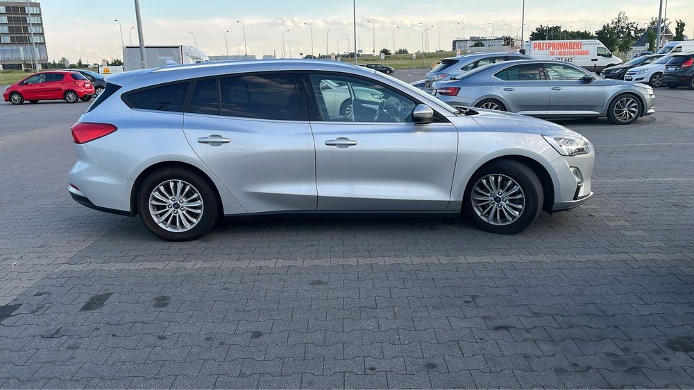 Focus mk4 2.0 150km , salon pl , titanium business