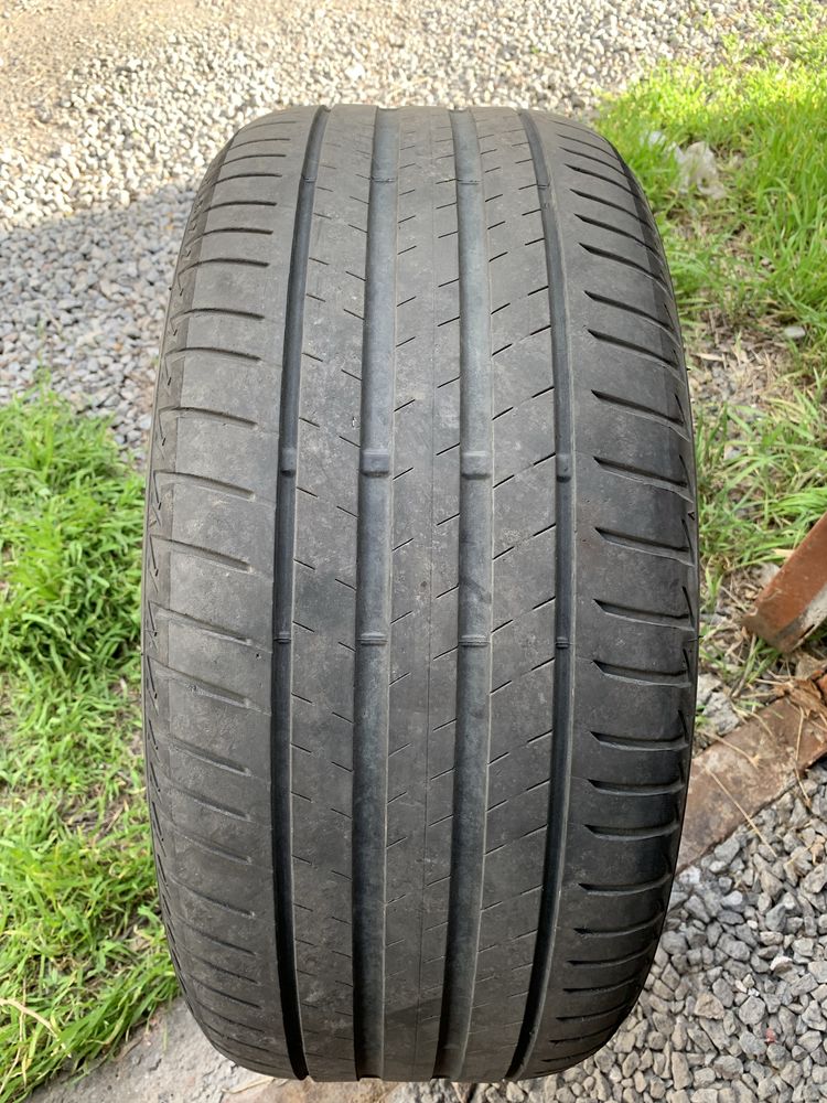 Резина літня Bridgestone Turanza t005 b-silent 245/45r18