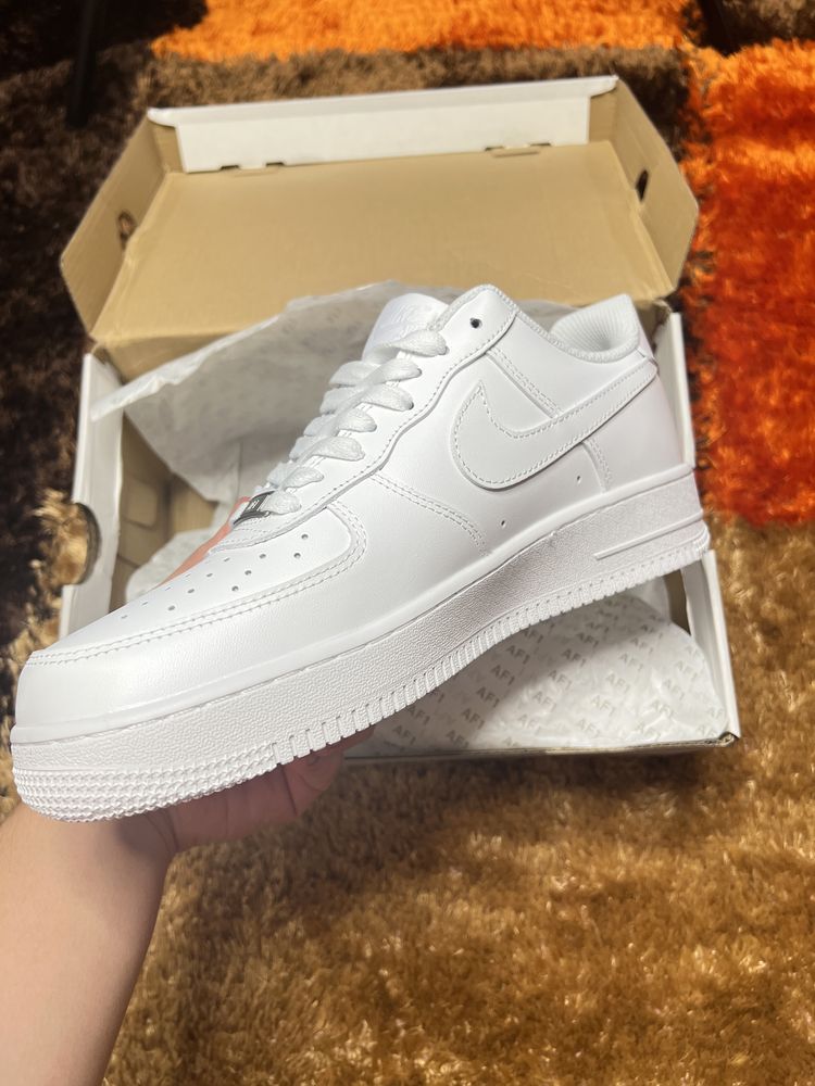 Nike Air Force 1 Brancas