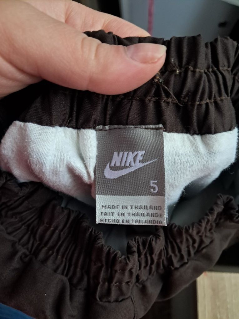 Brązowe dresy dzwony dla dziewczynki Nike