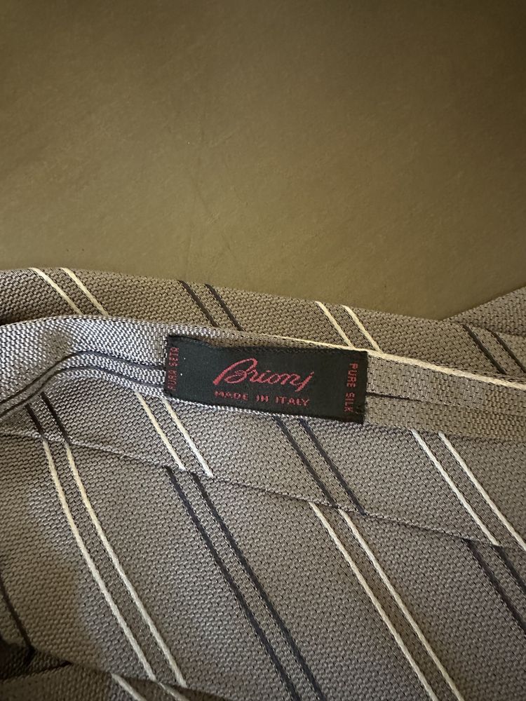 Мужская жилетка и галстук комплект Brioni оригинал