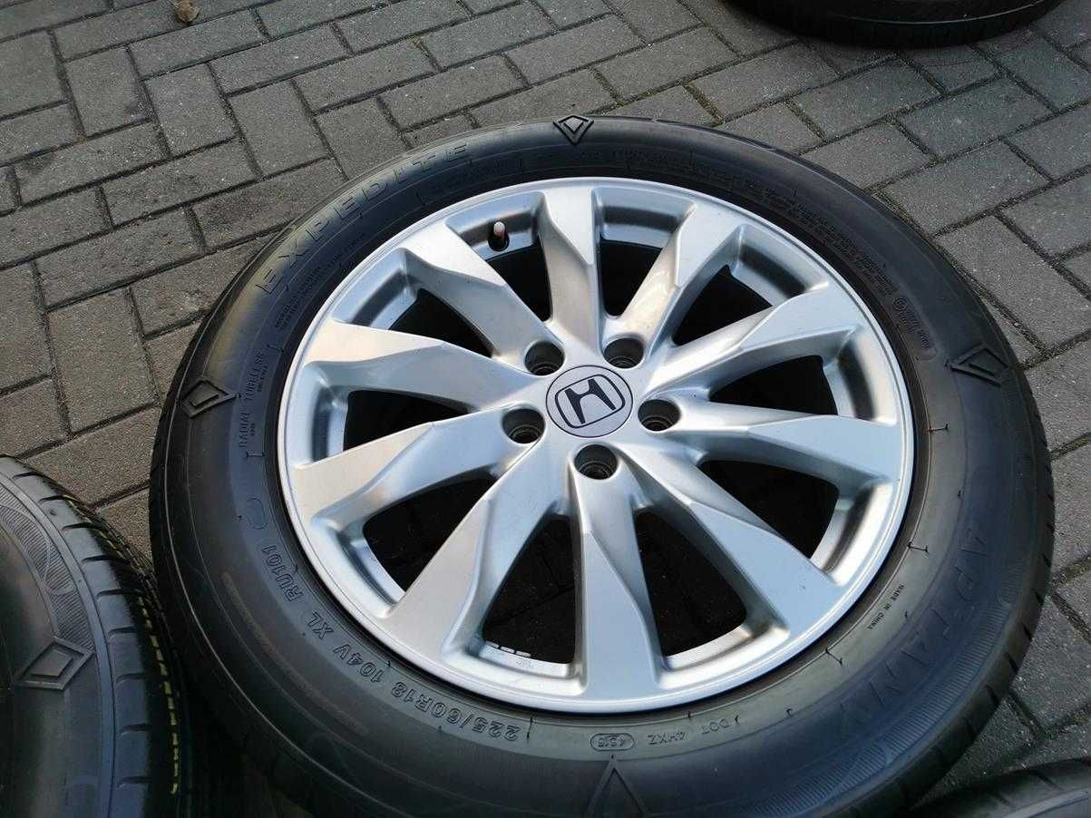 5x114.3 Alu Koła R18 Honda CRV ET50 7J 225/60 Letnie 8mm Opony