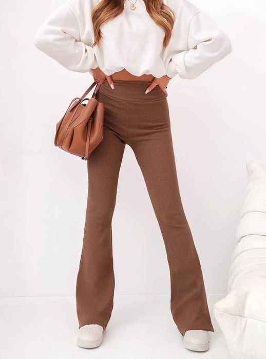 Nowe prążkowane spodnie flare pakuten wysoki stan legginsy bawełna