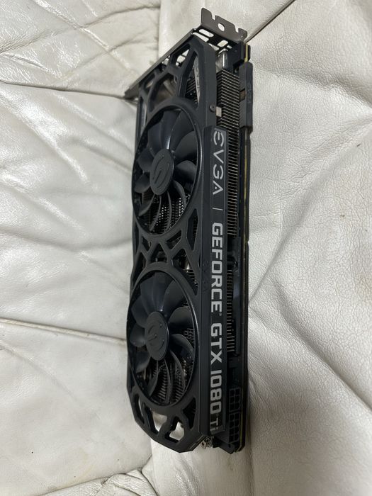 Відеокарта EVGA GeForce GTX 1080 TI