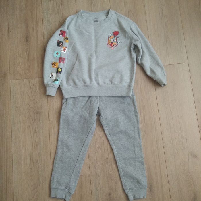 Костюм для хлопчика.Штани Next розмір 122. Реглан M&S розмір 6-7