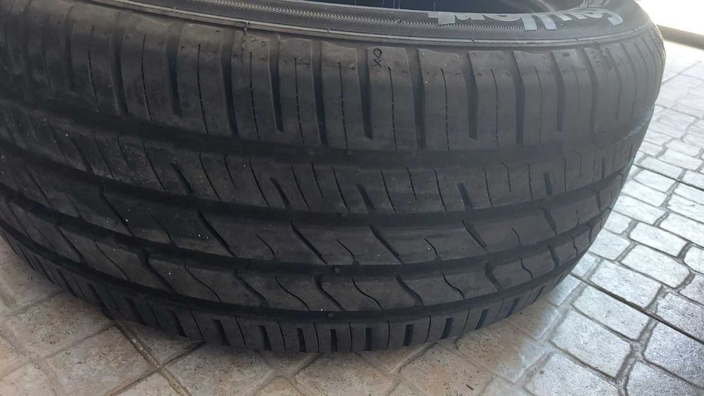 Pneus NOVOS Feuvert 215/50 R17