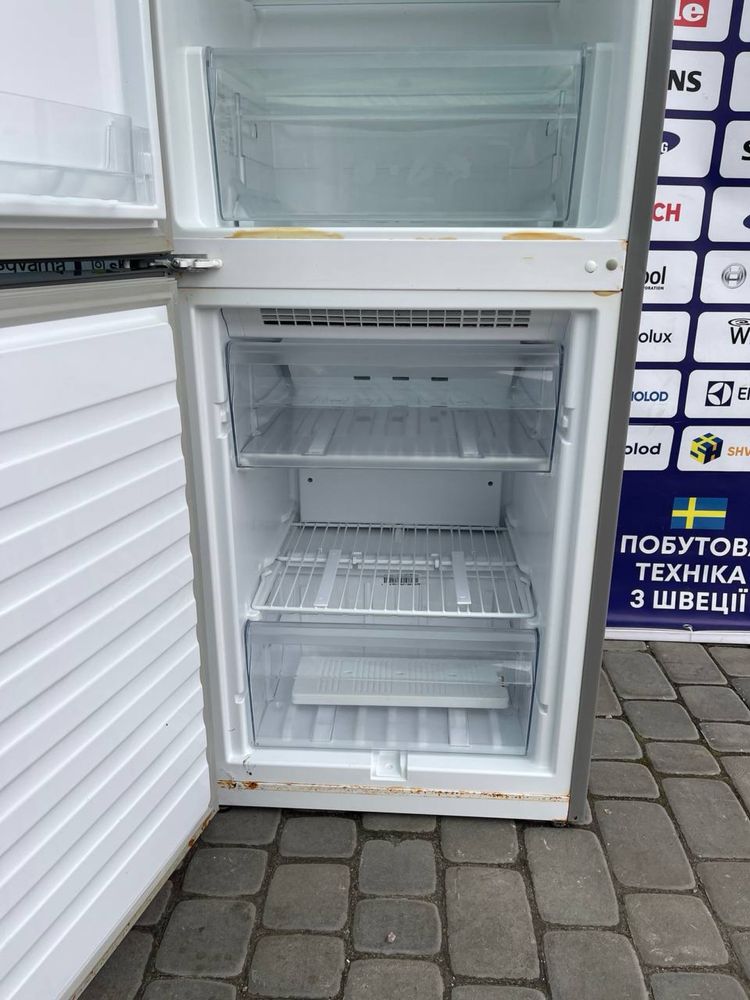 Холодильник: IKEA #05975