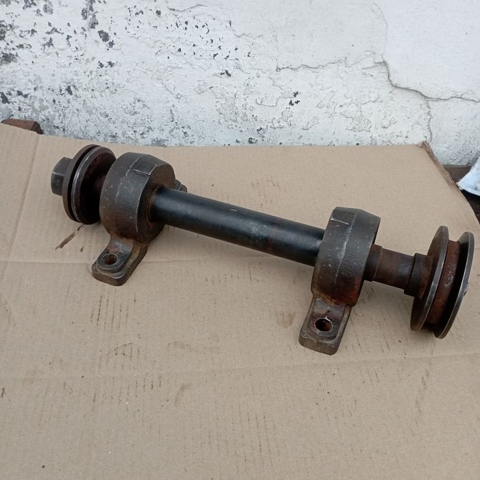 Вал циркулярной пилы. Циркулярка. Циркулярная пила