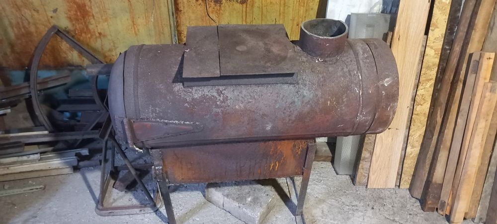 Буржуйка з газового балона