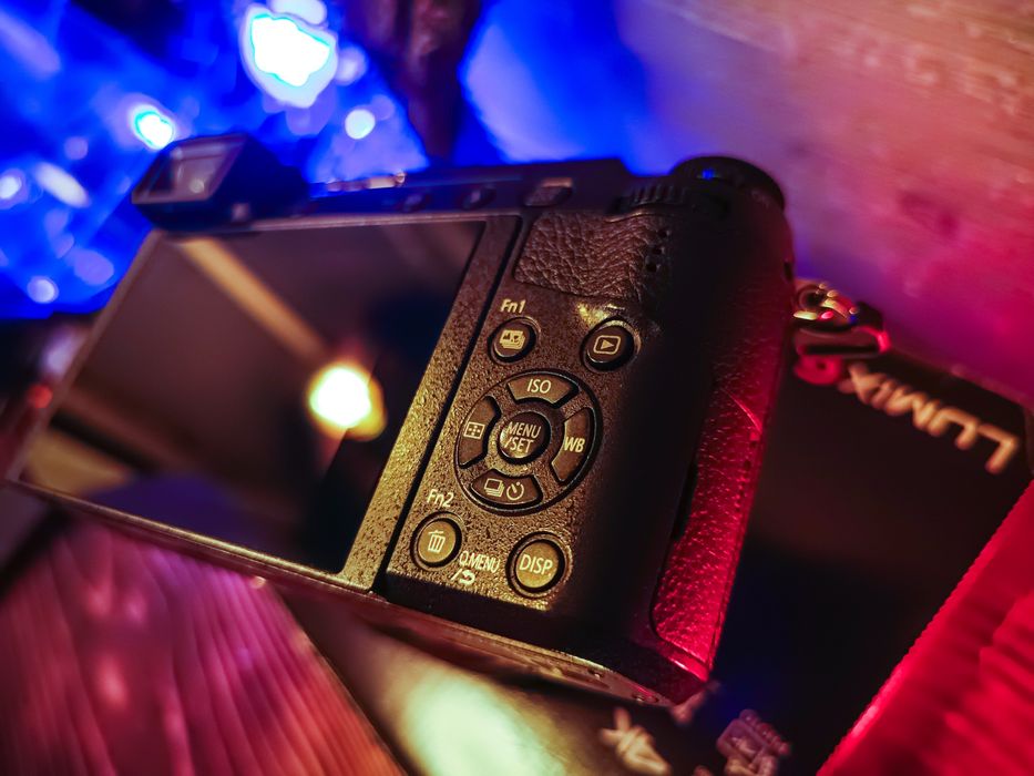 Panasonic Lumix DMC-GX80 + об'єктив lumix G Vario 12-60mm