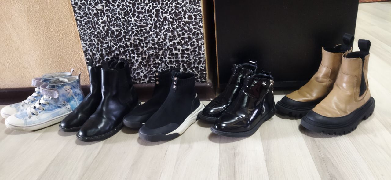 Продам ботинки,хайтопы,кроссовки Zara,Disney 30,31,32,для девочки