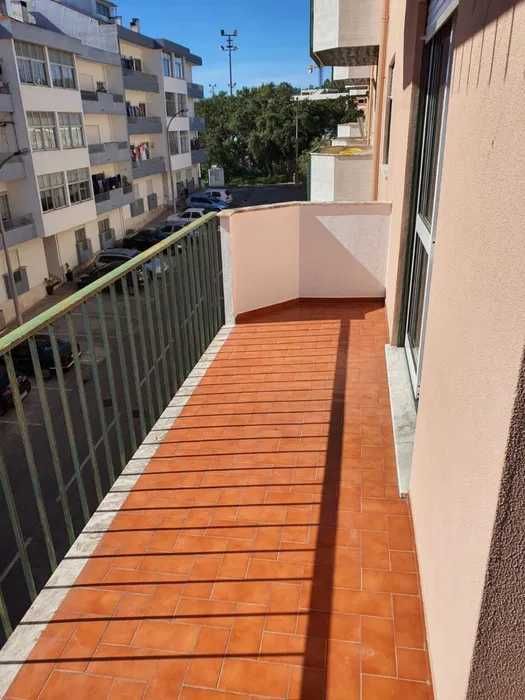 Apartamento T3 arrendar em Ourem