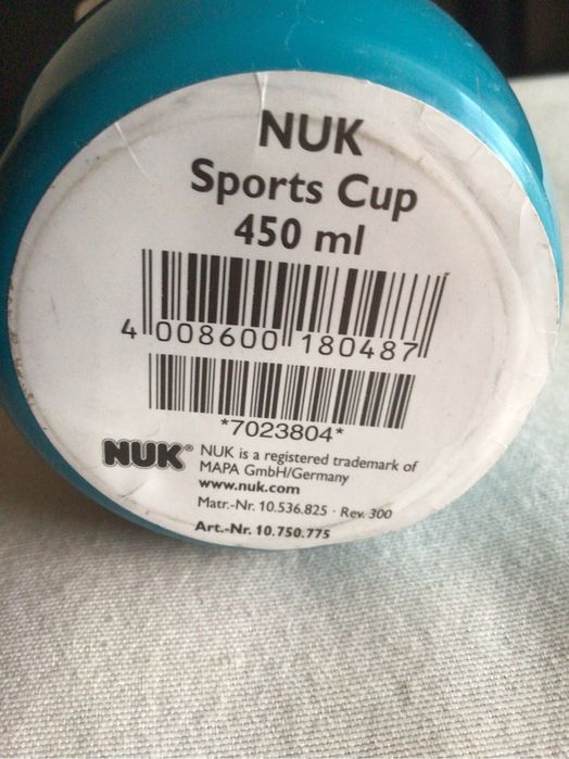 Garrafa plástica NUK +36 meses