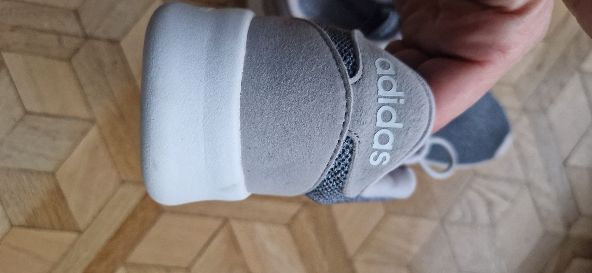 Buty damskie dziewczęce adidas r. 36 i 2/3