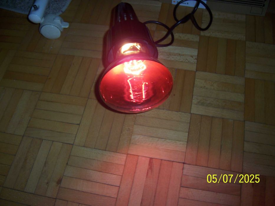 Lampa kwarcowa na  podczerwień.